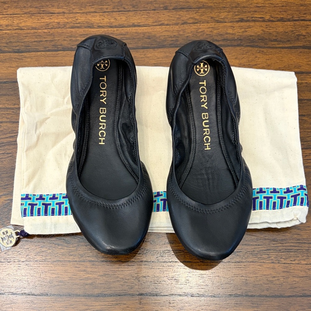 Tory Burch Elegant Black Ballet Flats